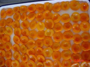 China Canned Apricot Halves In Syrup For Yogurt , Cereal And Saldas 850mlx12 wholesale