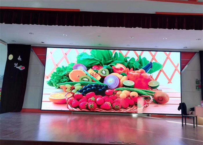 1/16 Scan P2.5 full color LED Display Shopping Mall Led Display With Detachable Panel