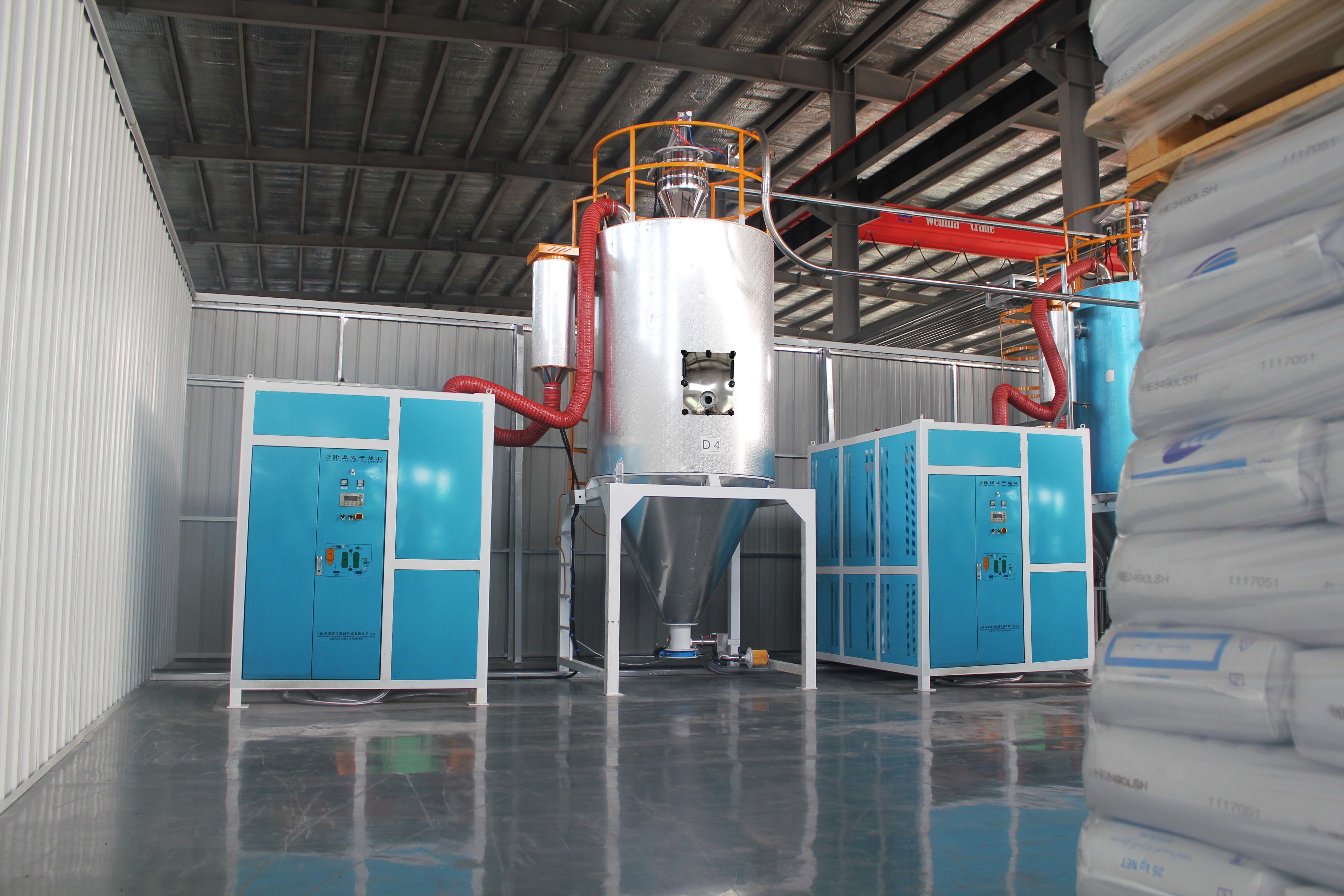 Safety Dehumidifying Hopper Dryer , Desiccant Air Dryer System Low Consumption
