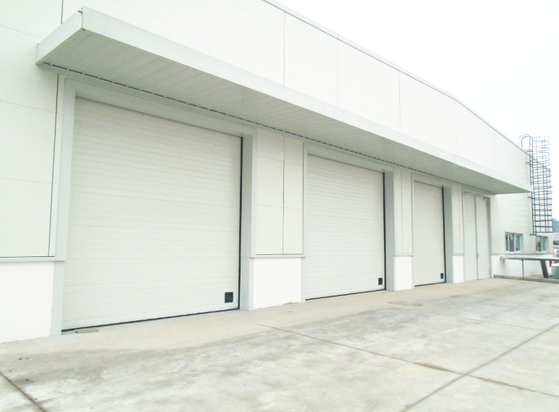 220V-240V Automatic Industrial Overhead Doors , Insulated Sectional Garage Doors