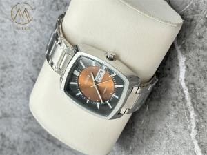 China Business Quartz Design Wrist Classic Waterproof Watch for Men and Women wholesale
