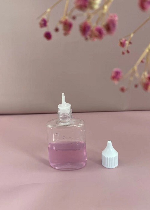 270ML Green Shampoo Conditioner & Body Wash Dispenser Clear Plastic Refillable Bottle with Flip Top Cap