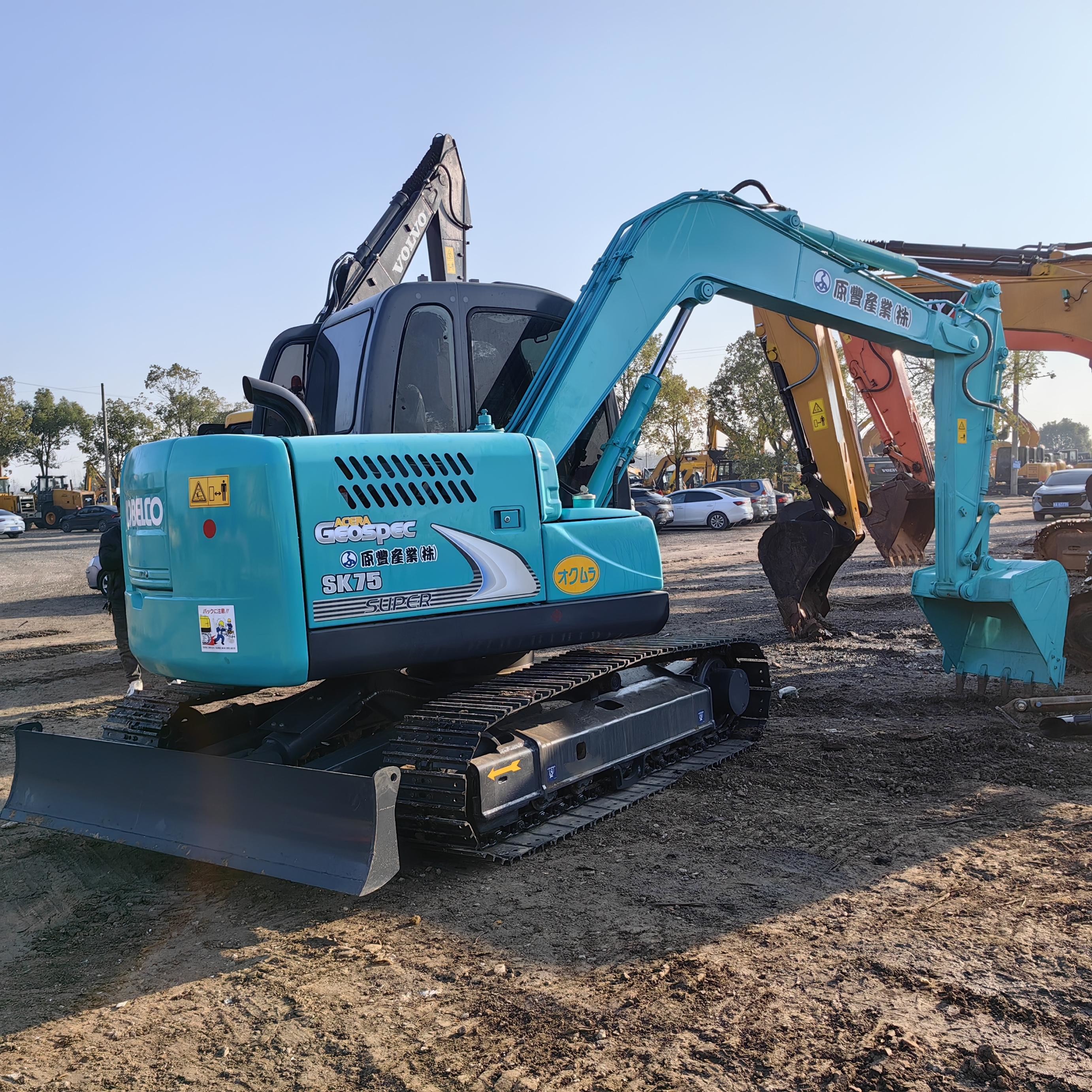 7 Ton Small Used Kobelco Excavators 7000kg Sk75 Kobelco Digger