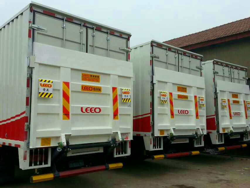 Steel Materials Hydraulic Tailgate Lift With 10L Oil Cylinder 1000kg