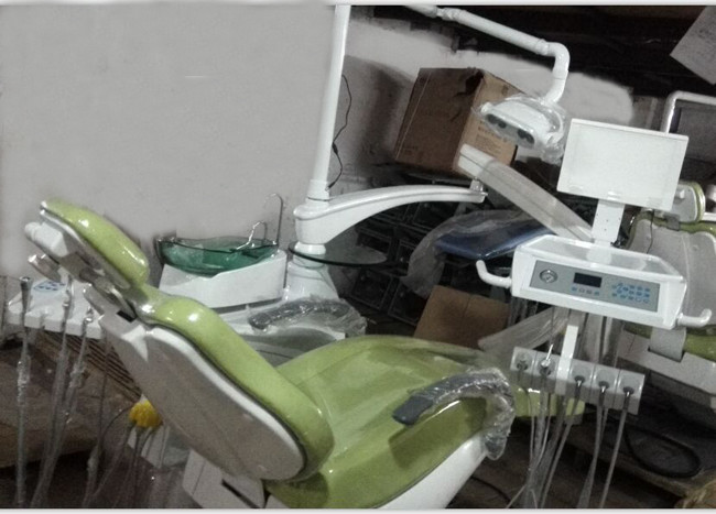 Integral Dental Clinic Equipments Green Dental Patient Chair 220v 50HZ