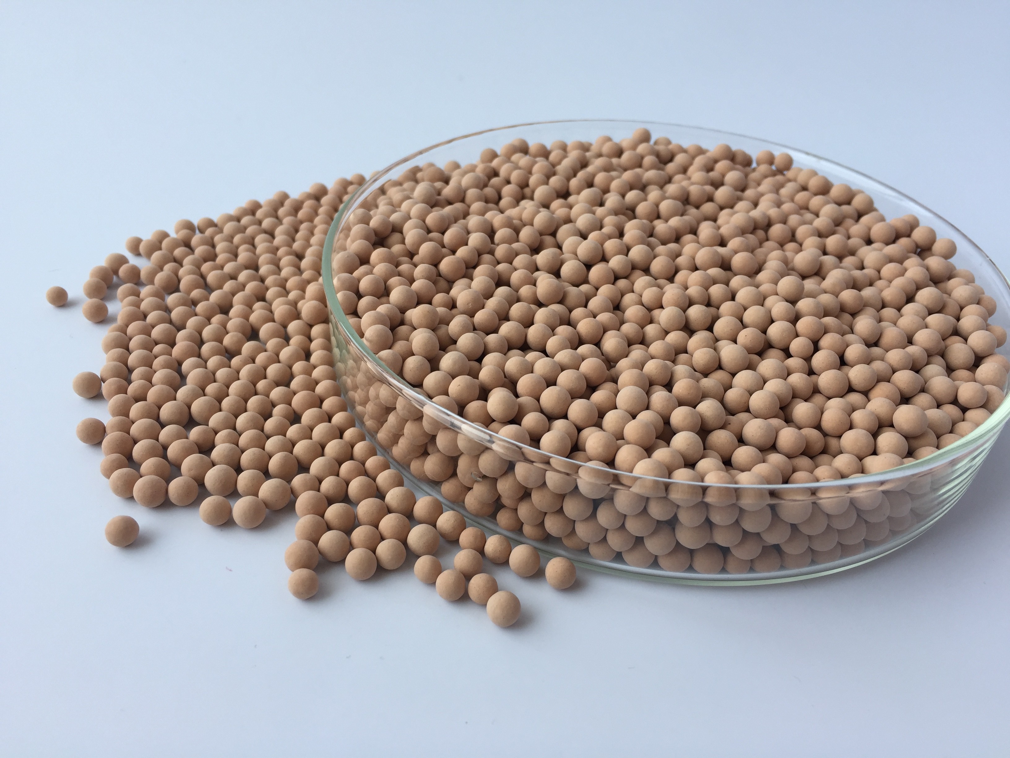 Zeolite Molecular Sieve 5A Adsorbent 21.0% Static Adsorbed Water Beige SGS REACH Certified