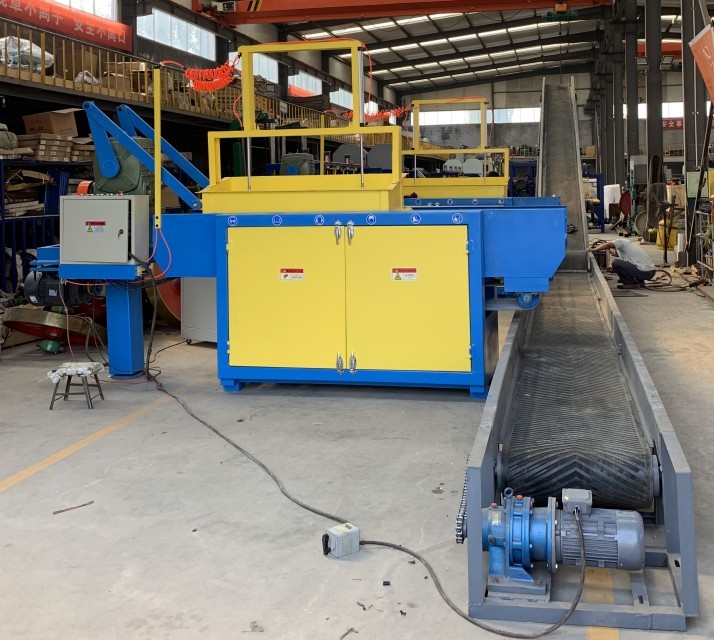 250-1500kg/H Dura Wood Shaving Machine Automatic For Poultry Farm