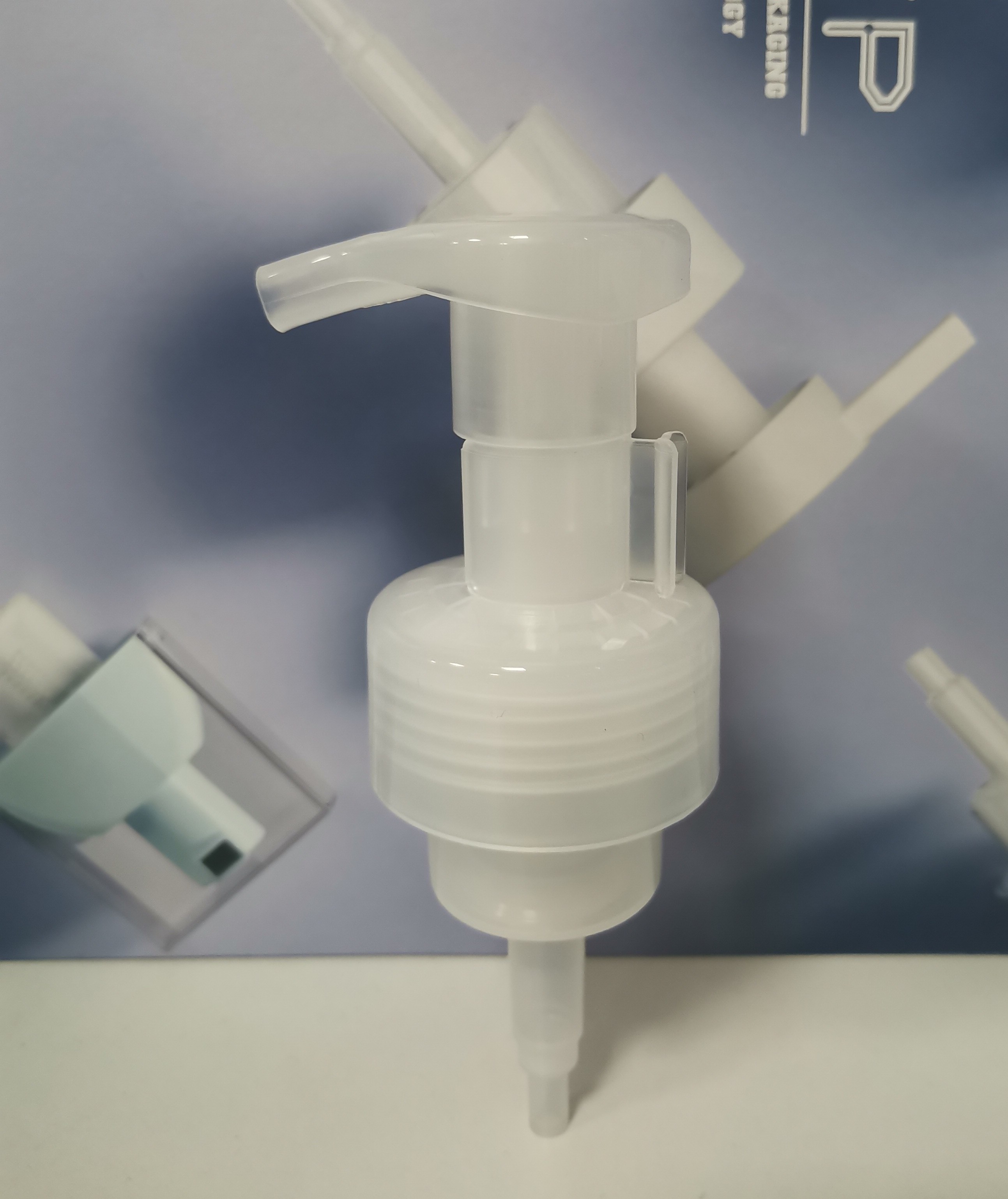 Customized Foaming Pump Dispenser For Liquid Soap High Tranparent