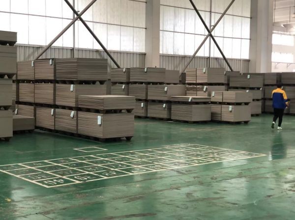 5.0mm Colour Fast To Sunlight SPC Herringbone Floor Click Lock Vinyl Plank Flooring