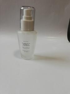 China Customized Oval Frosted Glass Containers , Durable Glass Makeup Bottles wholesale