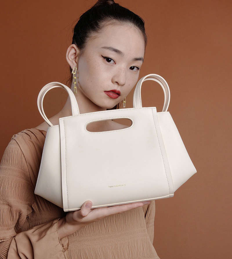 Low MOQ Mix Models Cowhide Versatile Armpit Bag Niche Design Shoulder Bag for Women