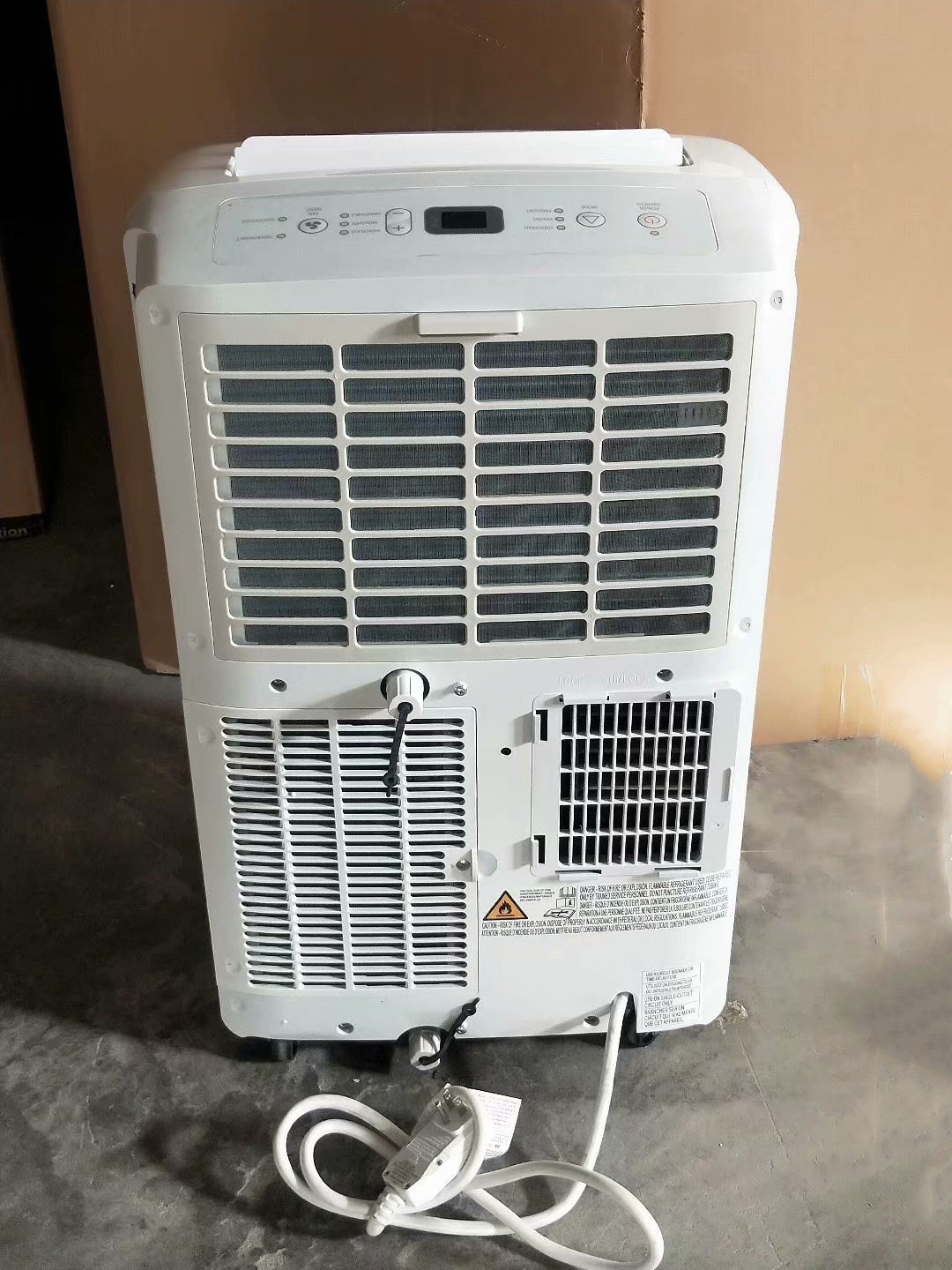 Portable Air Conditioner with Electric Power Source and High Cooling Performance