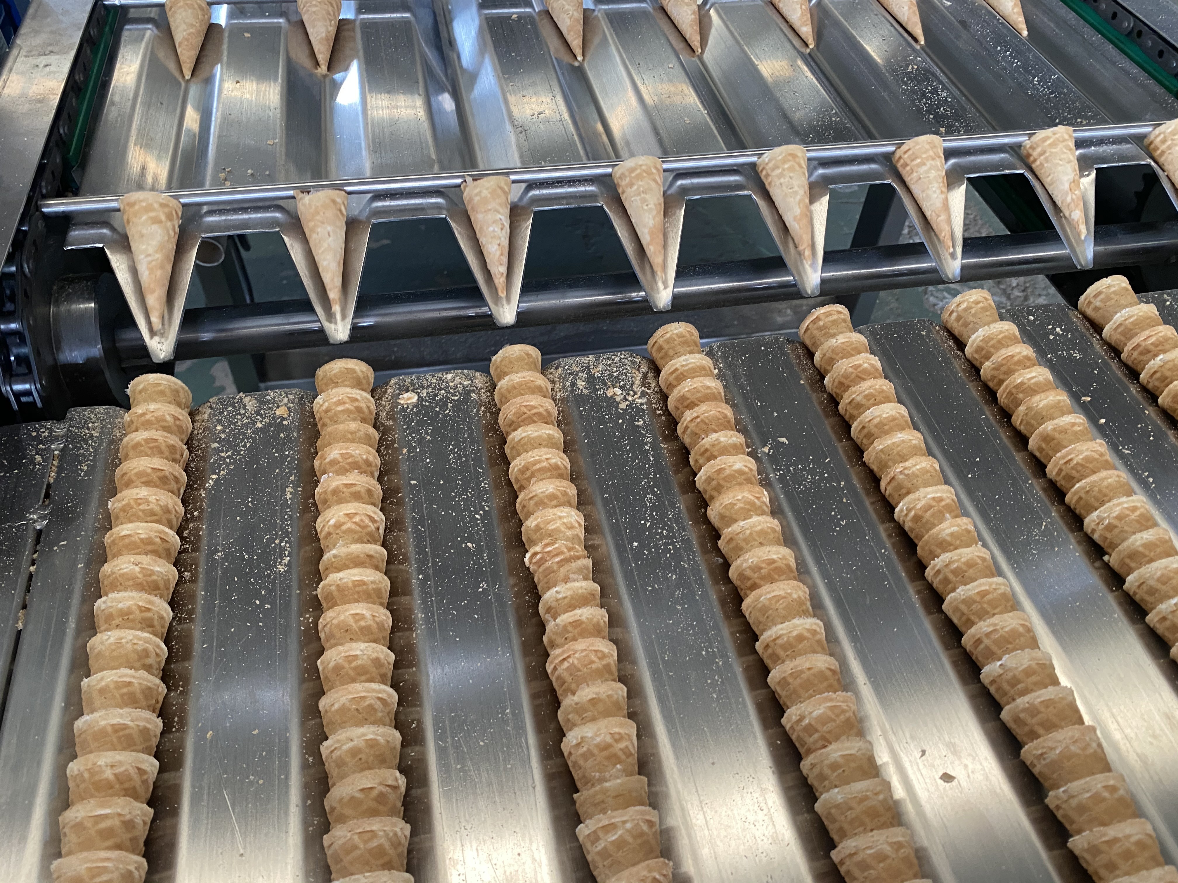 Electric Heating Ice Cream Cone Baking Machine Energy Saving