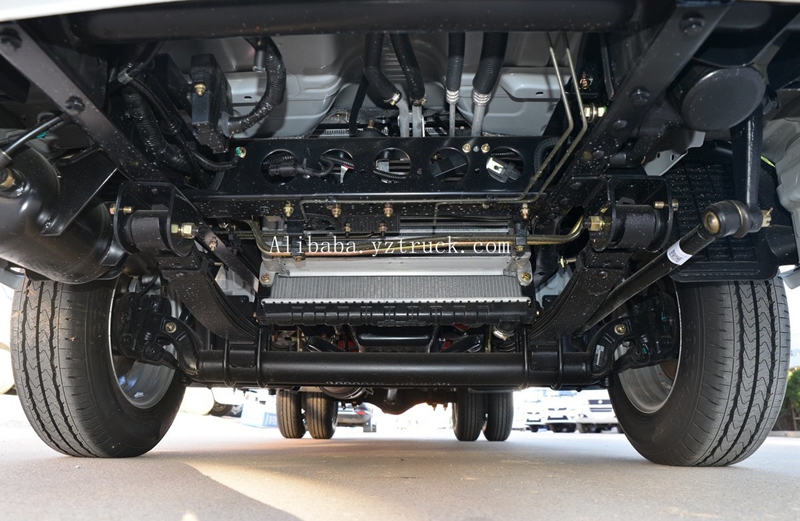 Dongfeng 4x2 LHD RHD 1T 2T Light Flatbed Cargo Truck with High Configuration and ABS