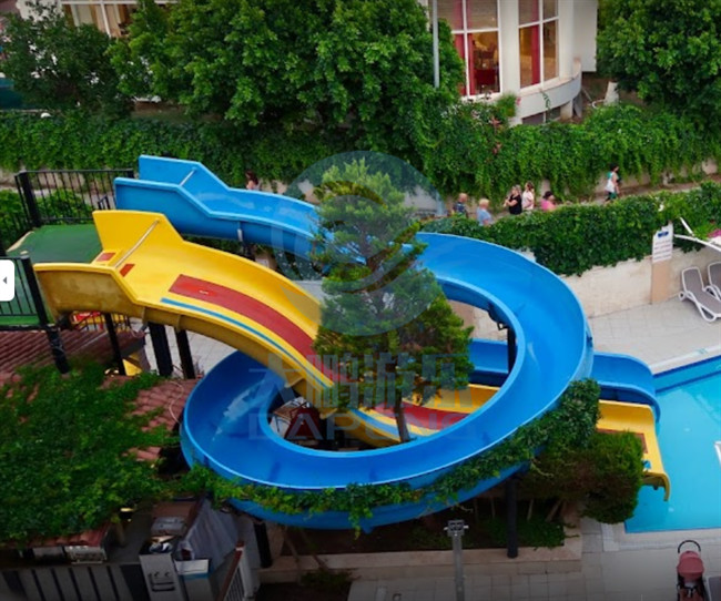 Anti Ultraviolet fade Swimming Pool Water Slide Fiberglass Colorful Water Slide