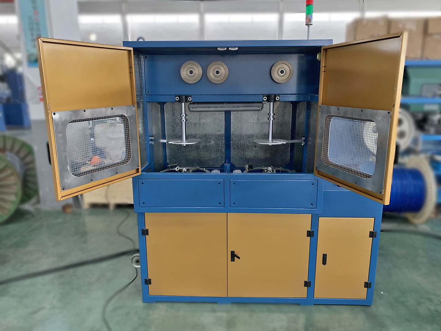 Durable Cable Stranding Machine Wire Taping Machine For Enameled Aluminium Wire