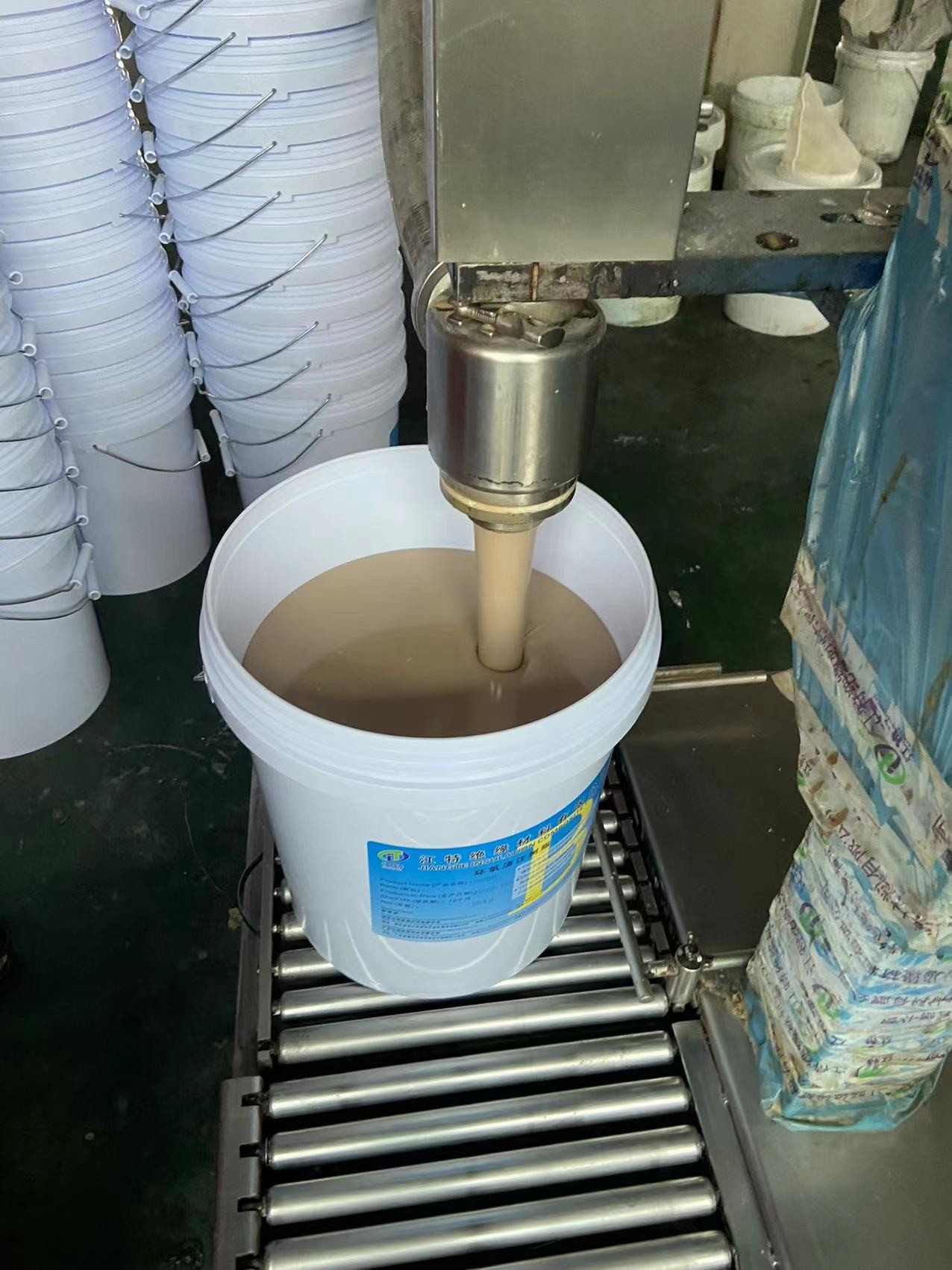 JT 8058A Flame Retardant Latent Silica Flour Filled Hot-Curing Cast Resin System