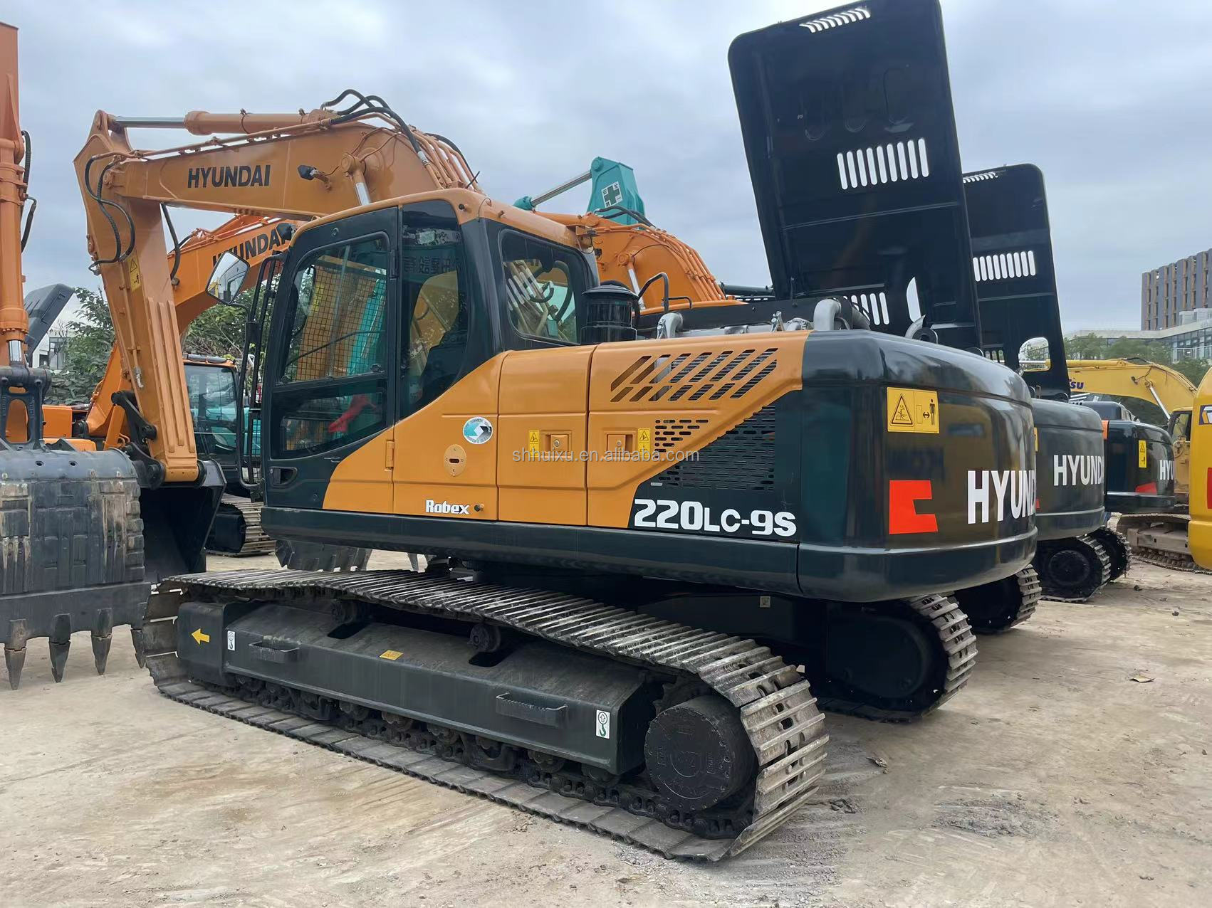 HYUNDAI 220LC-9 Used Hydraulic Excavator Heavy Pavement Construction Machinery