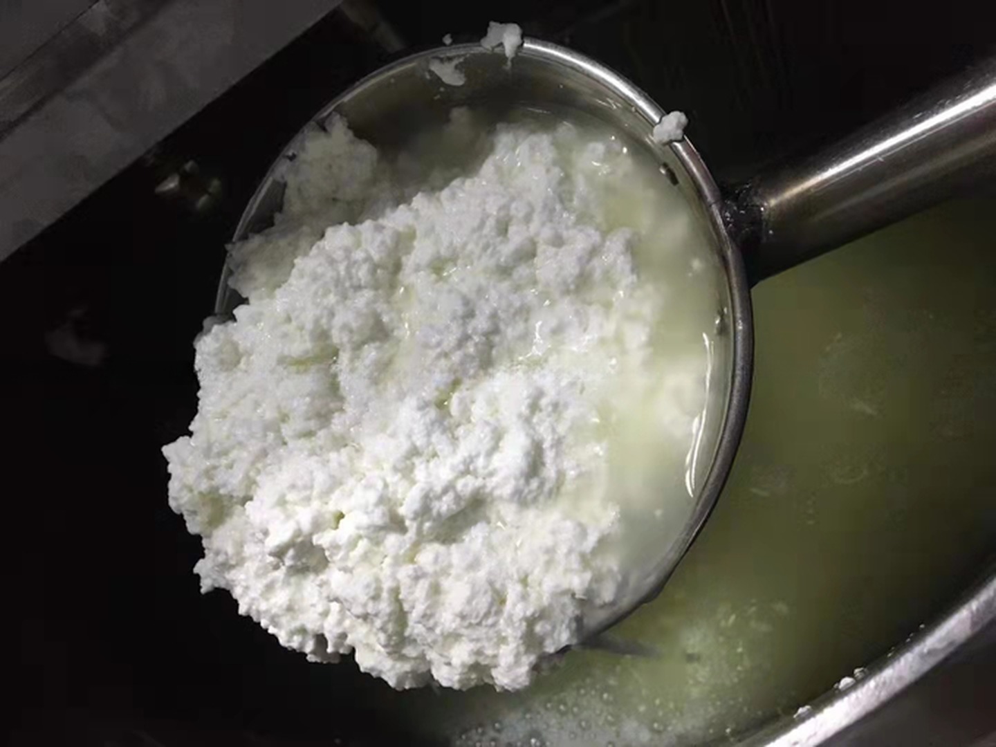 17.5KW Homogeneous Emulsifying Vat Jacketed Cheese Vat for Large-scale Production
