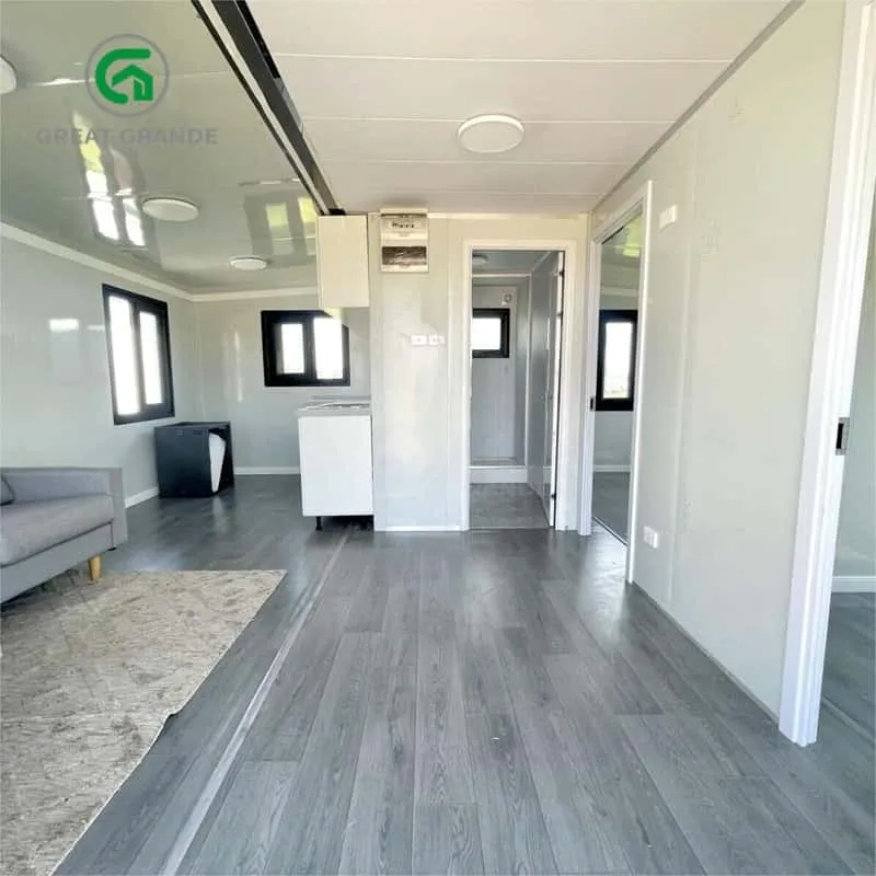 Grande Foldable Tiny House integrated facilities