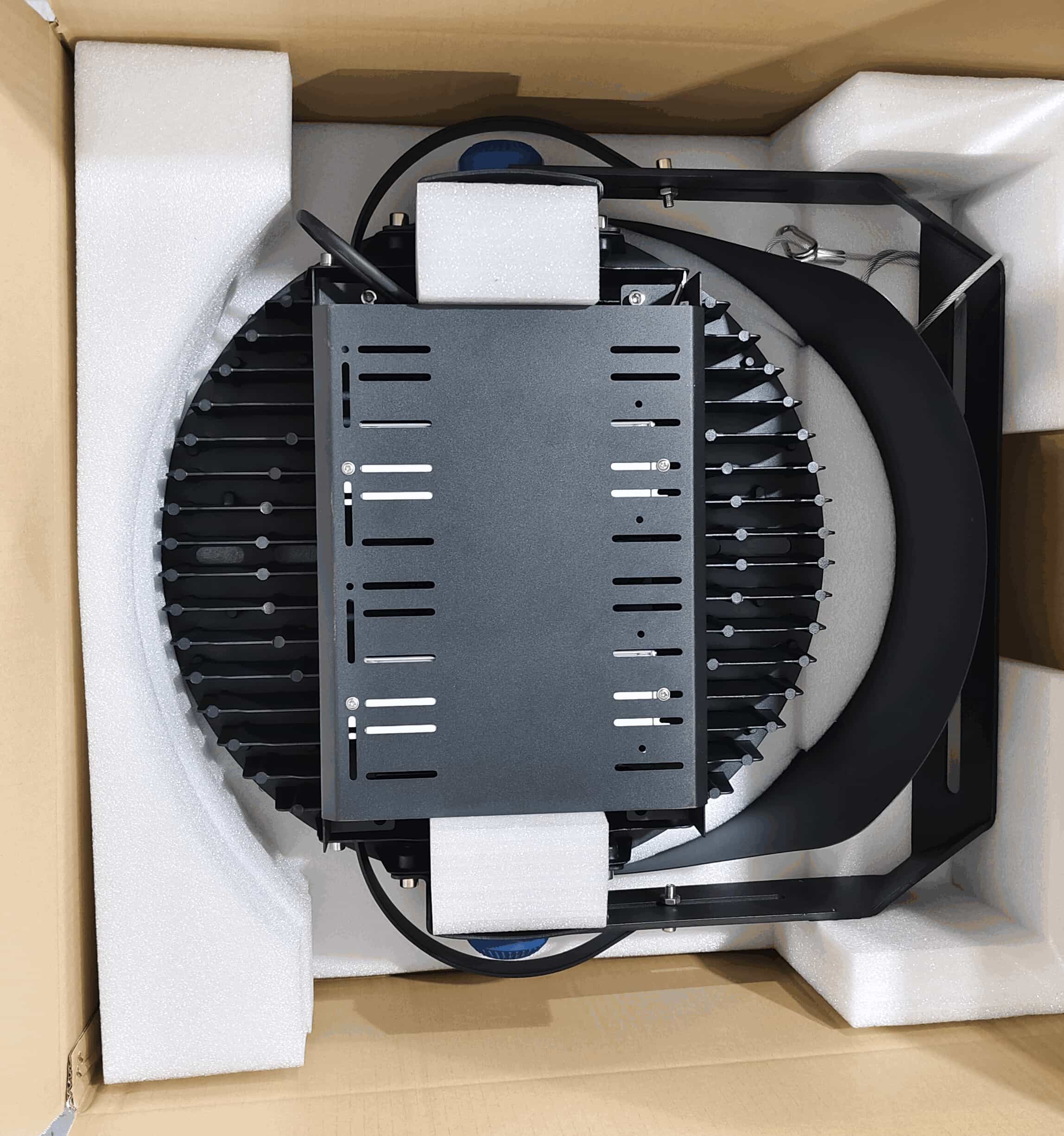 Round LED Sports Lights 1800W Ra70 Ra80 Sports Field Lighting For Sports Venues