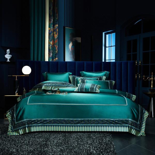 Light Luxury Green Silk Cotton Quilt Cover Lace Comforter Set Exquisite Craftsmanship
