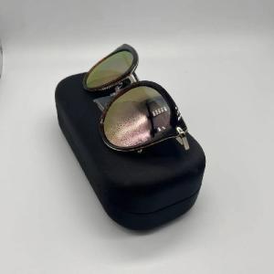 China PE Generous Metal Eyeglass Case Nylon Resist Compression Glasses Box wholesale