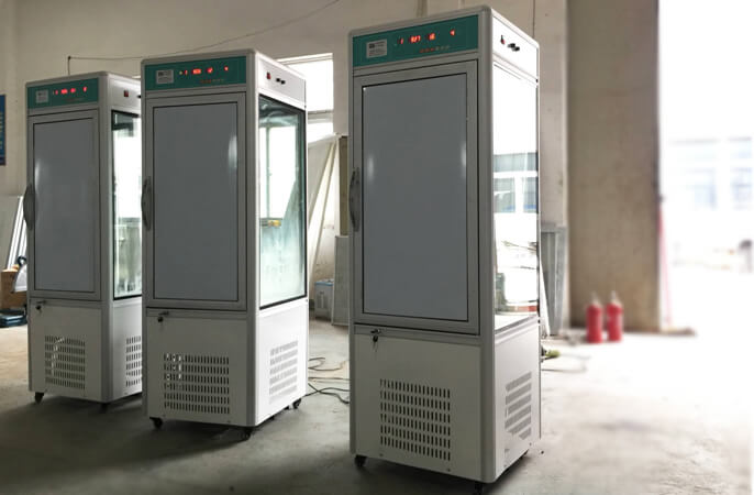 laboratory incubator function