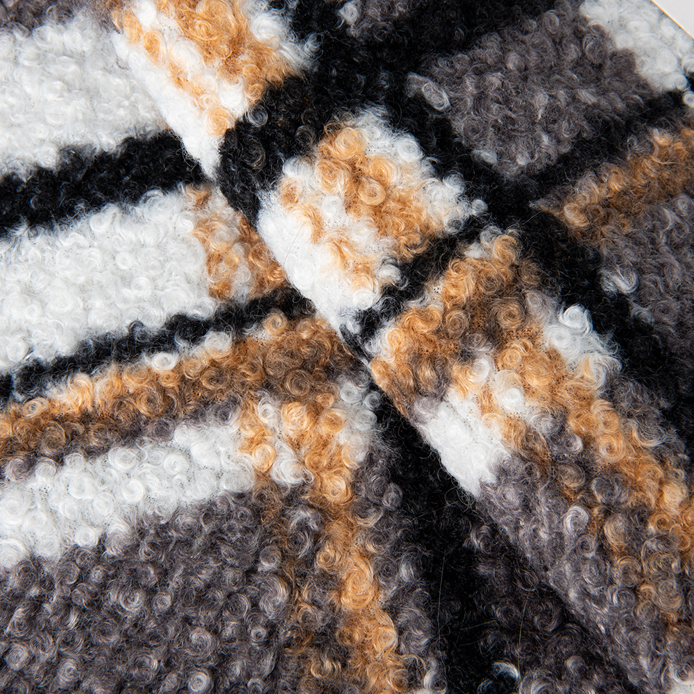 Medium Weight 100% Polyester Faux Fur Fabric for Garments Processing-Lining Sample Free