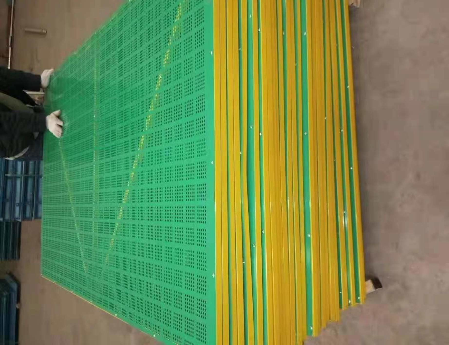 Galvanized Round Hole Perforated Sheet 0.5mm 200mm Perforated Grill Sheet