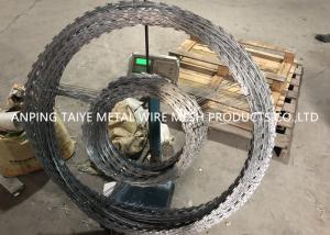 China Concertina Double Circle Stainless Steel Razor Wire Barrier BTO30 BTO22 BTO11 wholesale