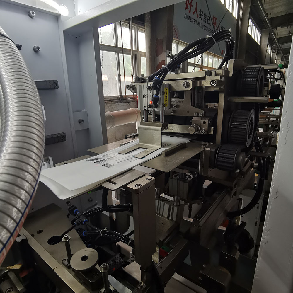380V Voltage Automatic Tissue Making Machine Box Tissue Packing Machine with High Speed