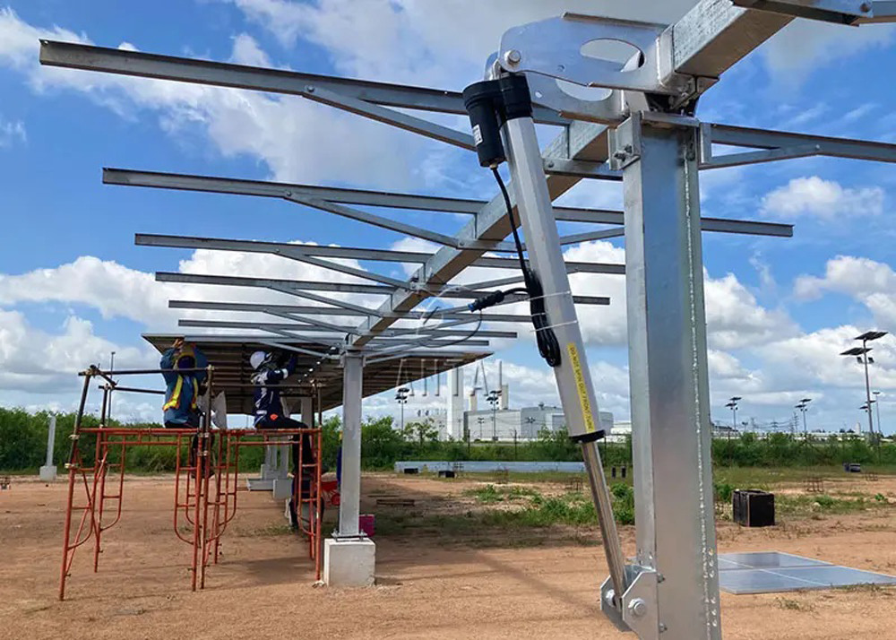 Easy Install Single Axis Solar Tracker Solar Panel Ground Mount Bracket