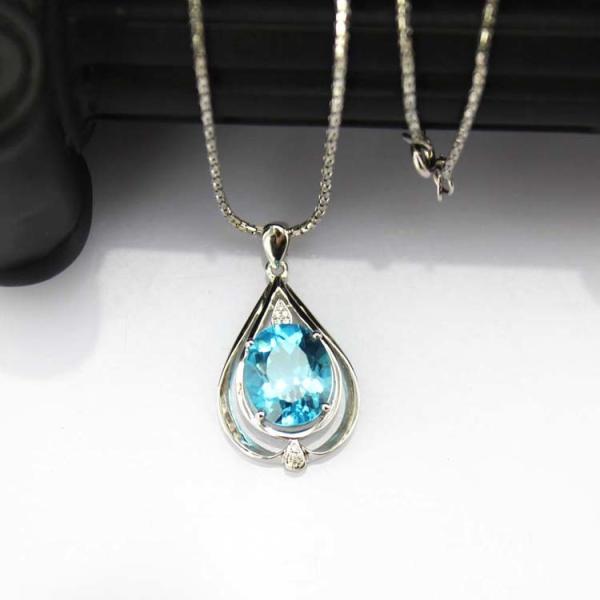 Women Jewelry 10mm x12mm Oval Blue Topaz Cubic Zirconia Pendant Necklace (P38)