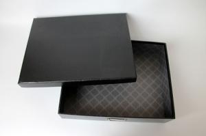 China Water proof black Square Recycled Paper Gift Boxes , T - shirt / Cloth gift box wholesale