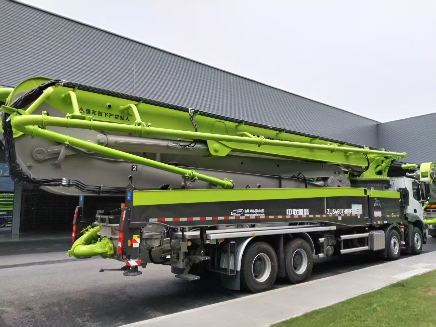 Zoomlion 2025 Model Concrete Pump Truck with 170 m³/h Output and 405 kW Engine Power