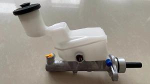 China 47201-33430 CYLINDER SUB-ASSY BRAKE MASTERAONE OEM FITS TOYOTA 4720133430 47201-33430 Brake Master Cylinder FITS TOYOTA Camry ACV30 2AZFE 2002- KDH wholesale