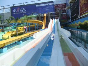 China Indonesia Medan Water Park Project Adventruous Indoor Waterpark Equipment wholesale