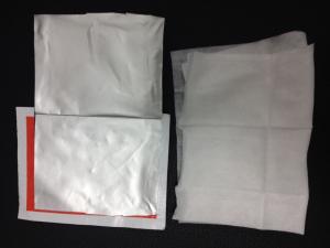 China Disposable single packed customized nonwoven wet tissue wipe wholesale