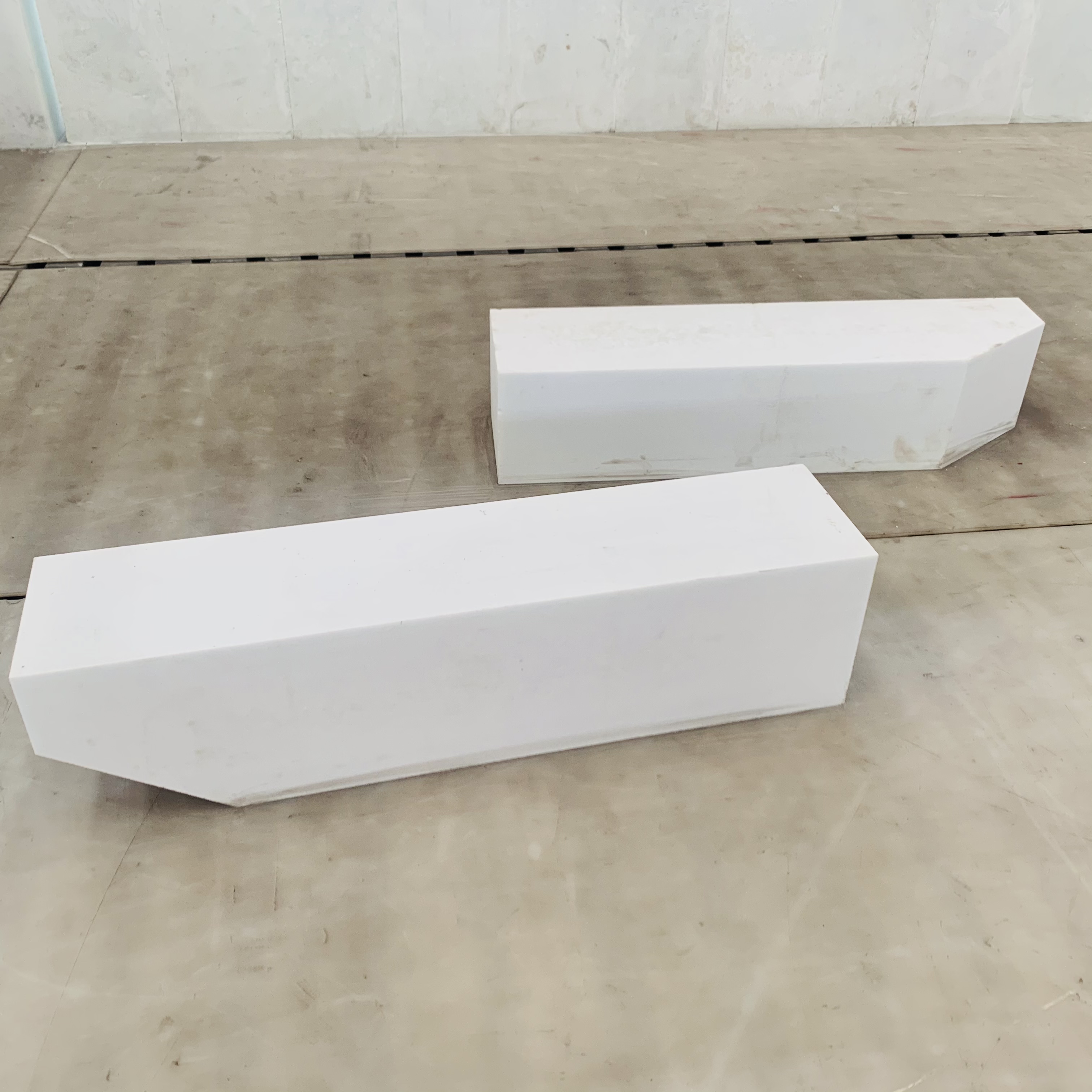 Excellent High Temperature Performance Fused Cast Corundum Refractory Brick for Glass Industry