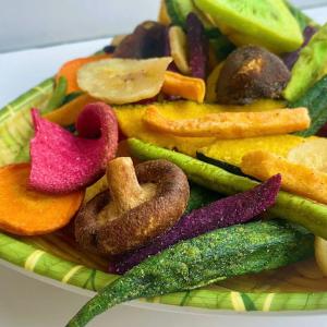 China Vacuum Fried Dried Fruits Vegetables Mixed Healthy Organic Snacks wholesale