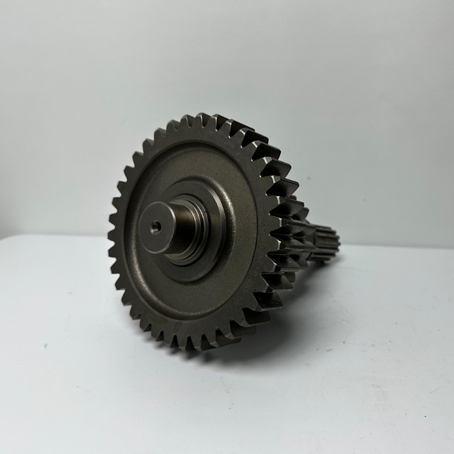 Fast transmission 10JS140 10JSD160 12JS240 HOWO transmission HW19710 HW20716 and other transmission accessories gearbox