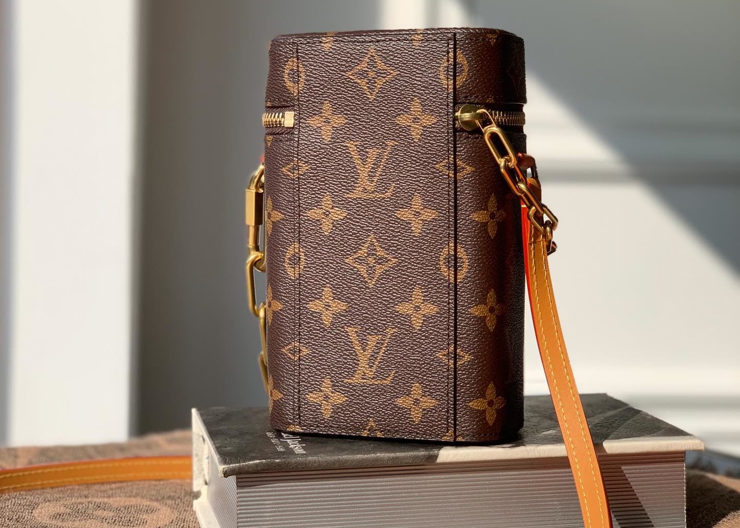 Mini Bucket Vintage Gold Luxury Chain Bag Flower Printing