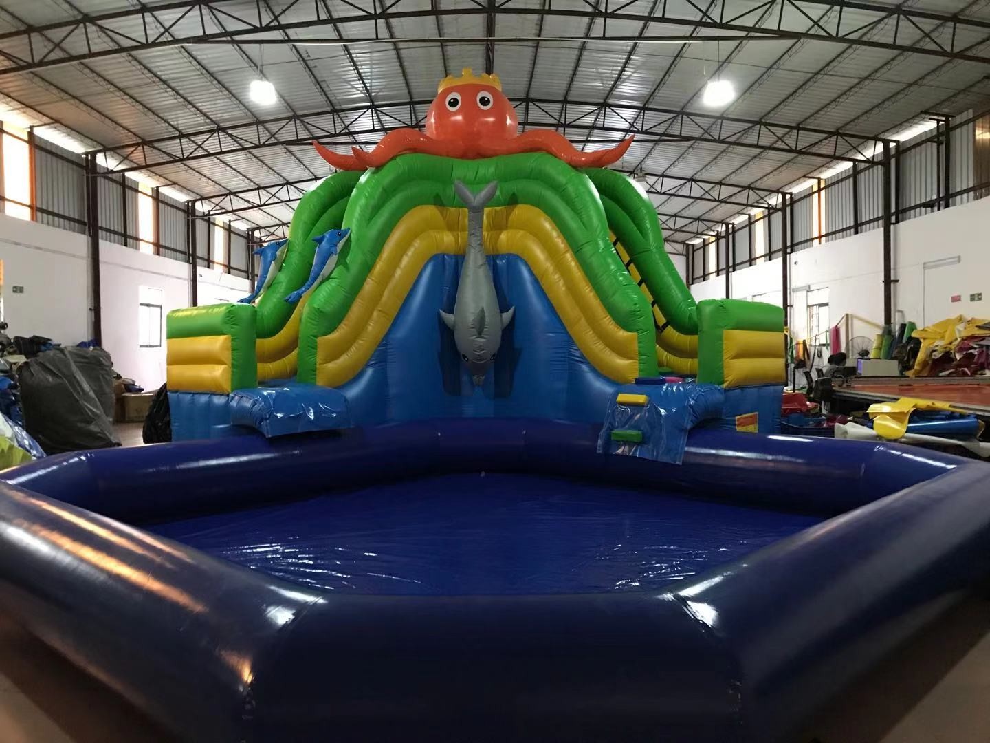 Octopus Large 0.55mm Inflatable Bounce House Water Slide