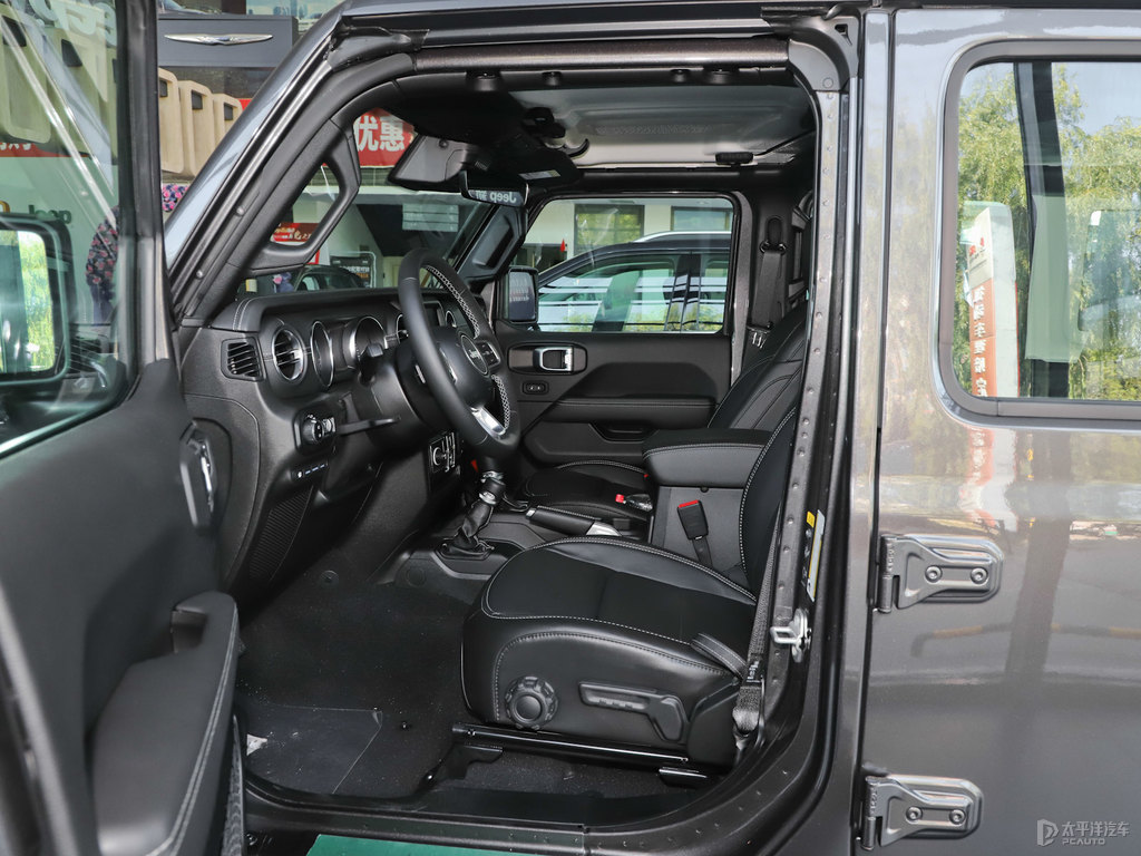 Used cars unlimited rangler Rubicon Sahara Jeep Truck For Sale New energy vehicles
