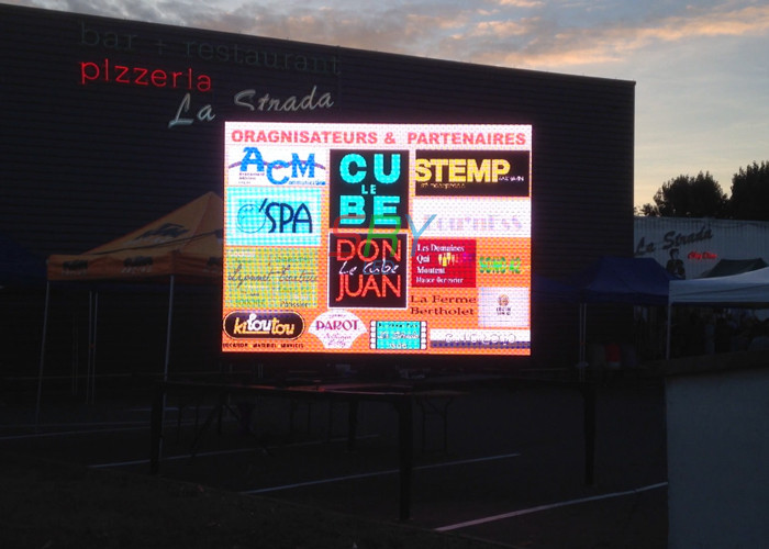 High Refresh LED Wall Screen Wide Viewing Angle LED Outdoor Advertising Board