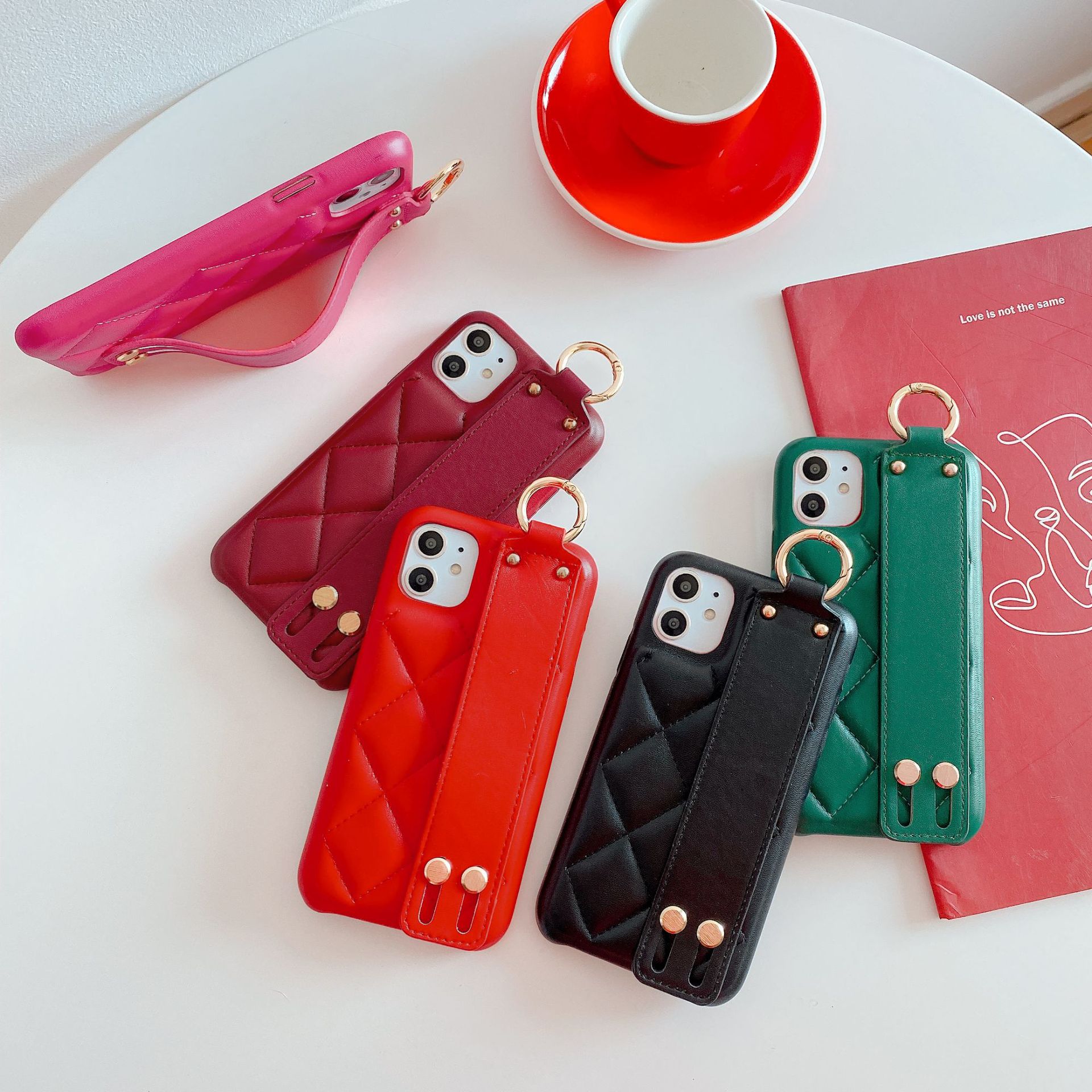 Sports Style Luxury Design Style Leather Diamond Cell Phone Case for IPhone11 Pro Max