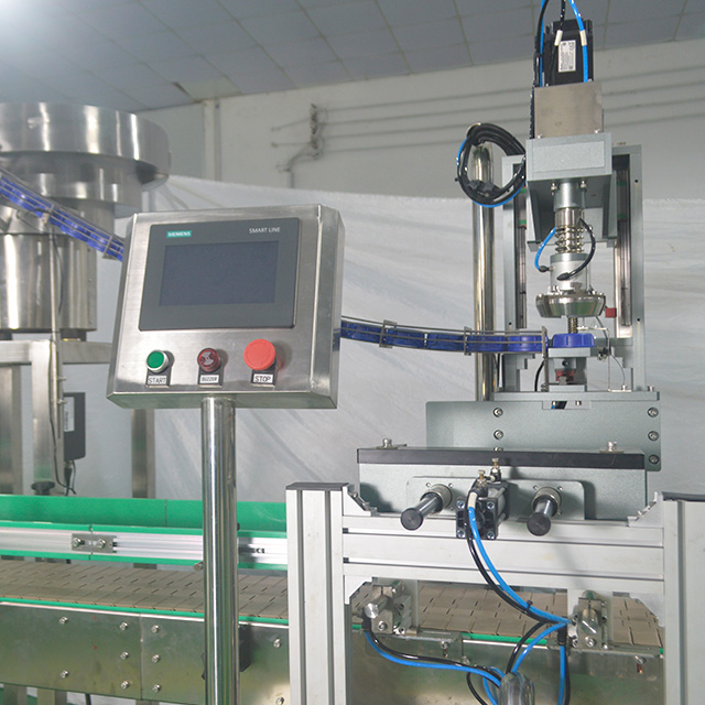 Stainless Steel 304 Multi-Nozzle Olive Oil Filling Machine for Popular Bottling Line