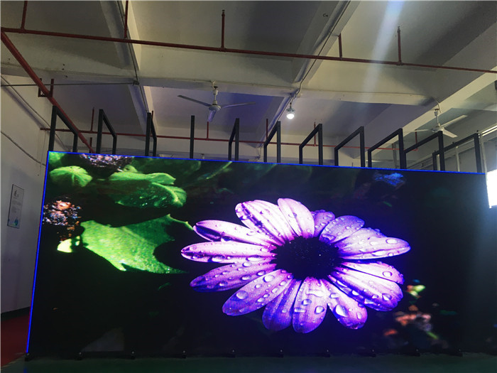 P3 P4 Magnetic IP40 1000nits Fixed LED Display EMC For Meeting Room