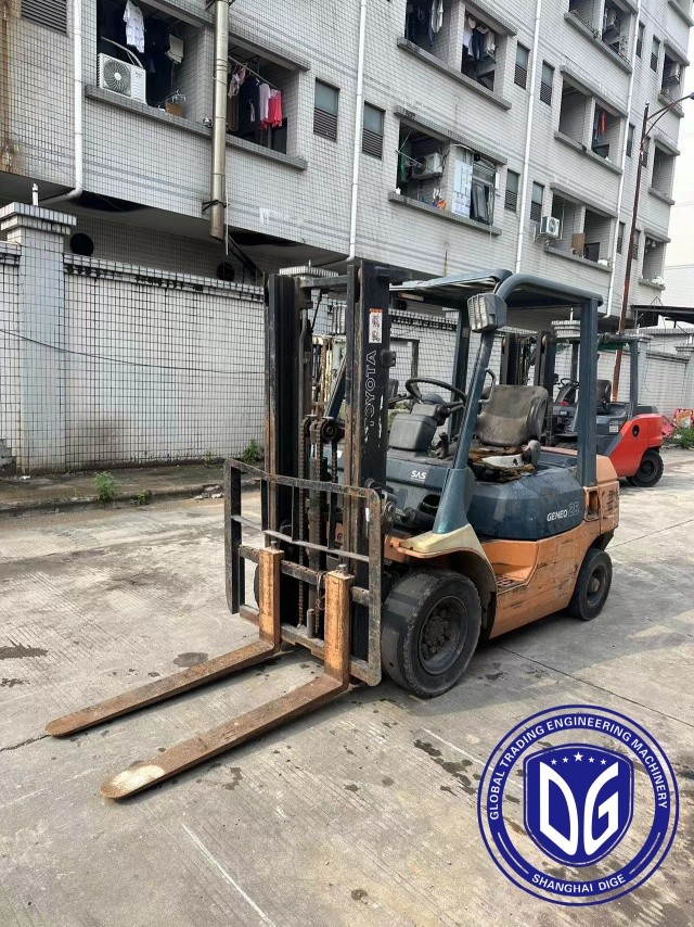 2.5t 8FDA25 Toyota Used Forklift Powerful Used Forklift Hydraulic Machine